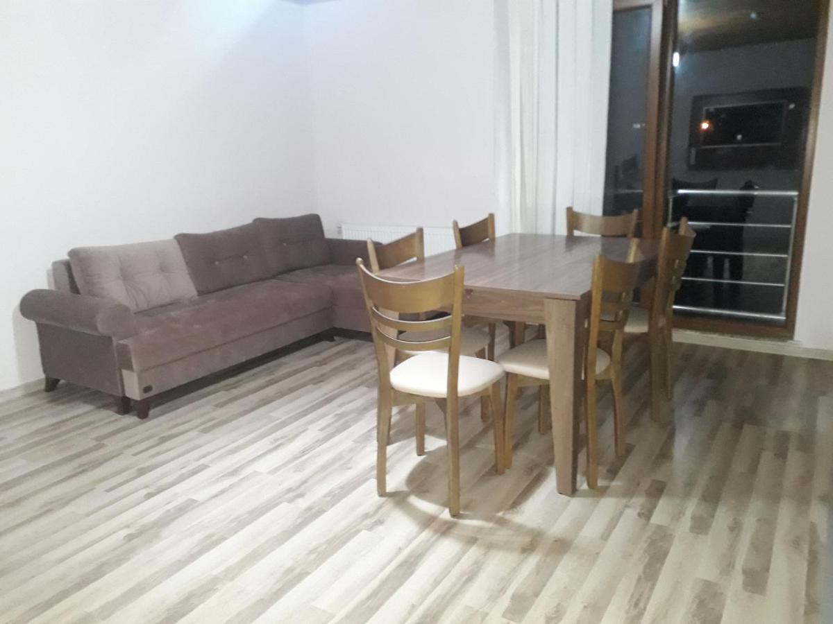 טראבזון Erdem Apart Otel מראה חיצוני תמונה