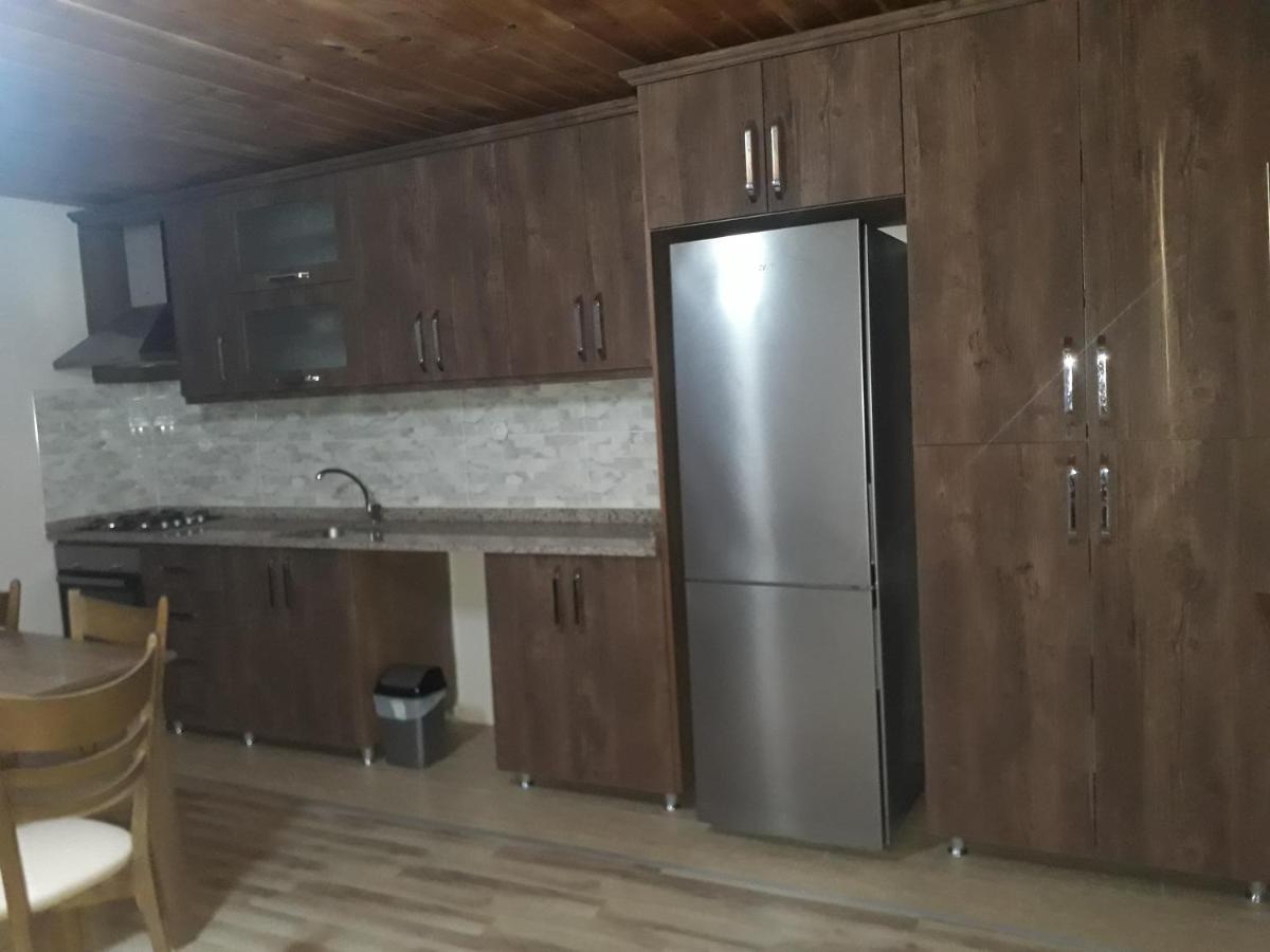 טראבזון Erdem Apart Otel מראה חיצוני תמונה