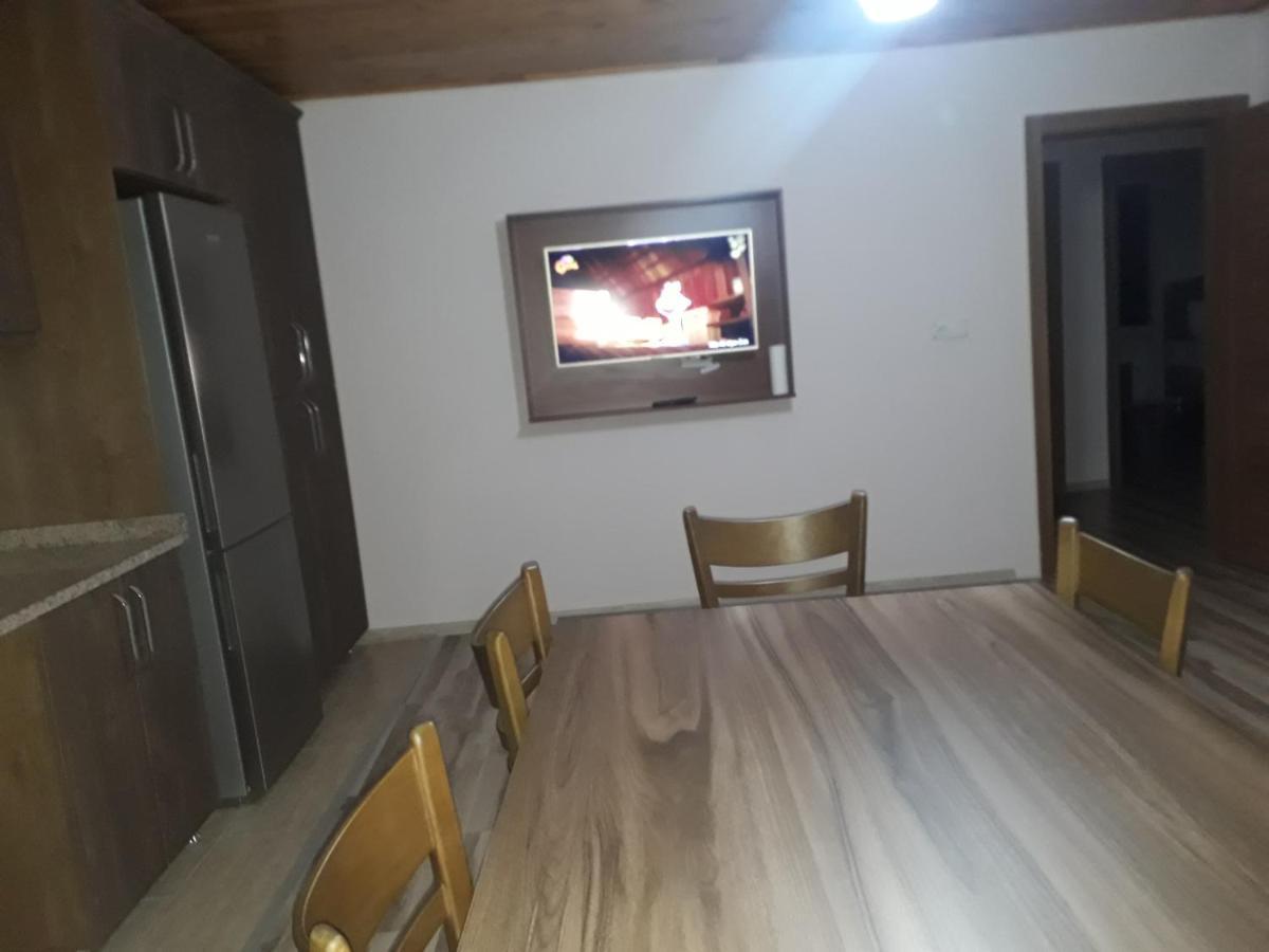 טראבזון Erdem Apart Otel מראה חיצוני תמונה