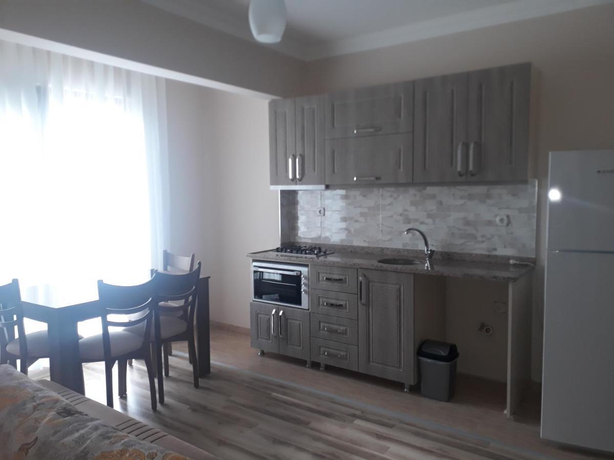 טראבזון Erdem Apart Otel מראה חיצוני תמונה