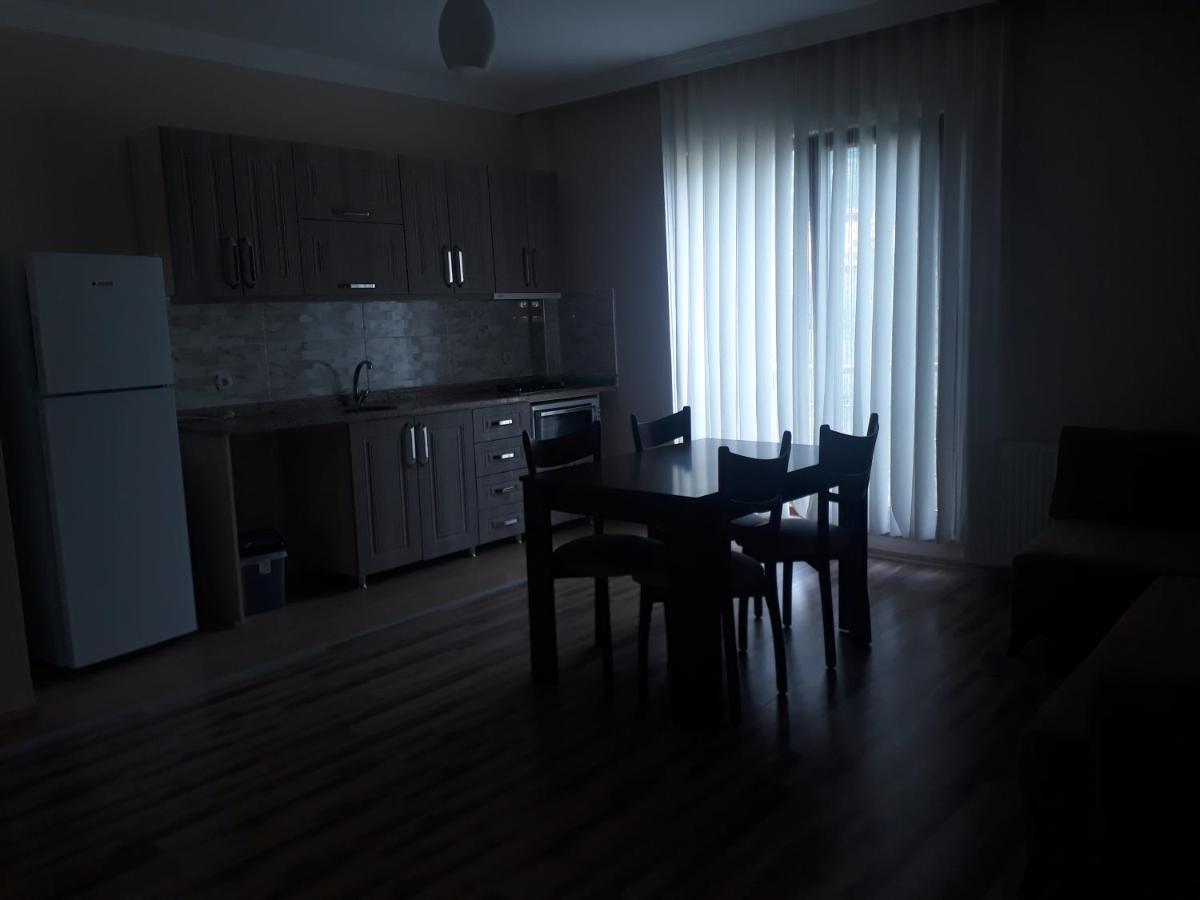 טראבזון Erdem Apart Otel מראה חיצוני תמונה