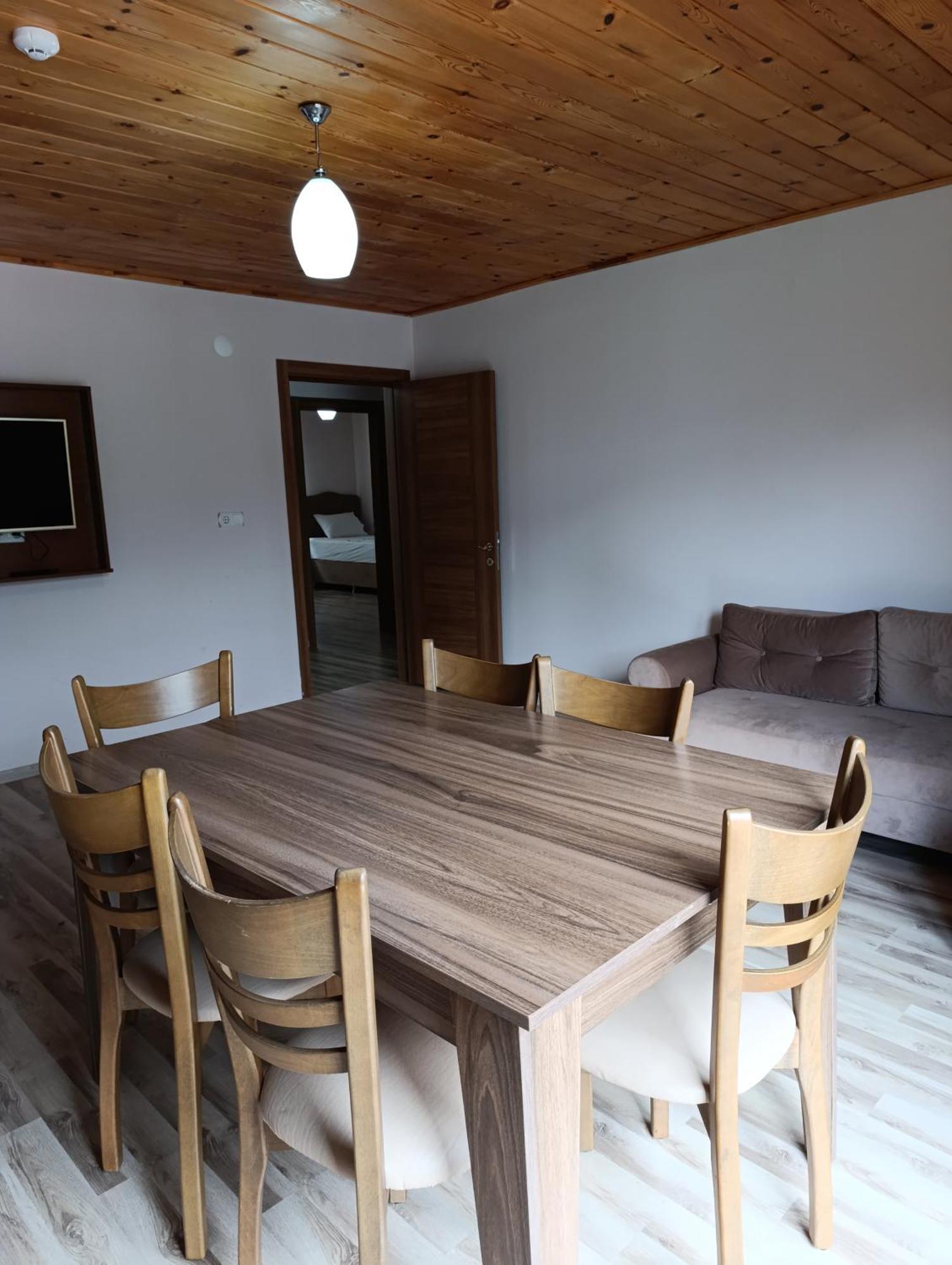 טראבזון Erdem Apart Otel מראה חיצוני תמונה